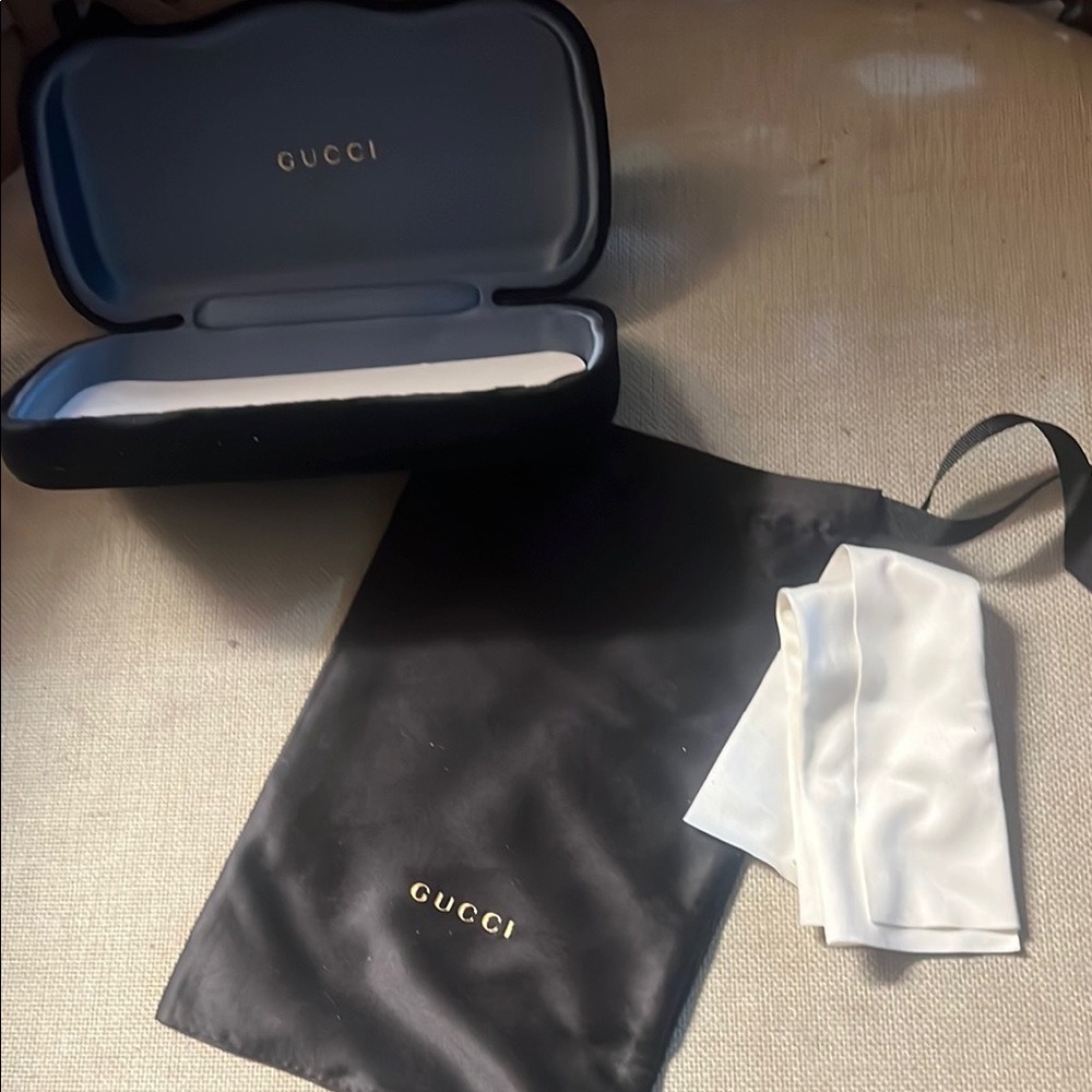 New Gucci Black  Velvet Sunglasses Case Set